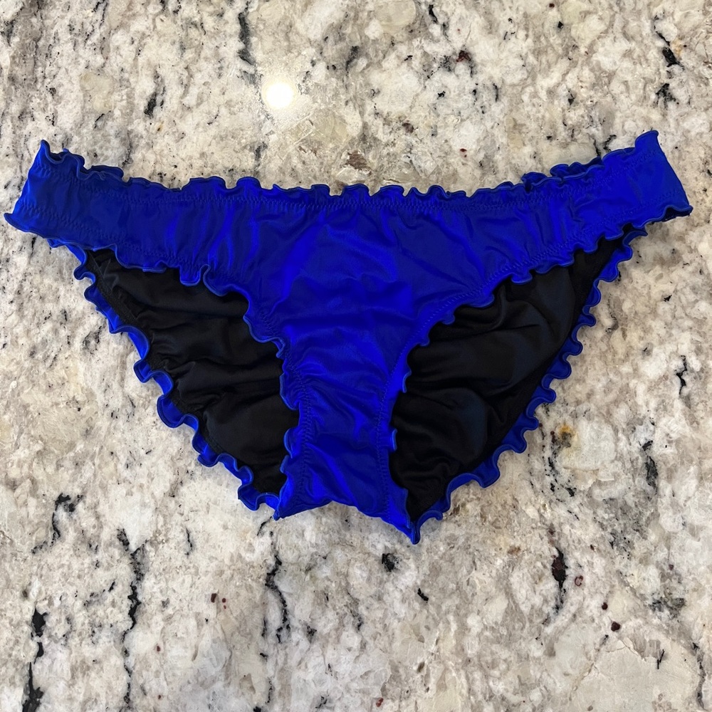 Victoria’s Secret Swimsuit Bottoms - Ruffle Cheeky